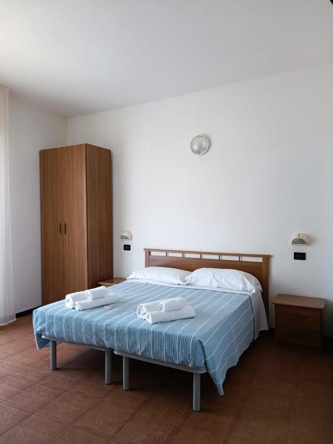 Hotel Villa Elisa Rimini Ngoại thất bức ảnh