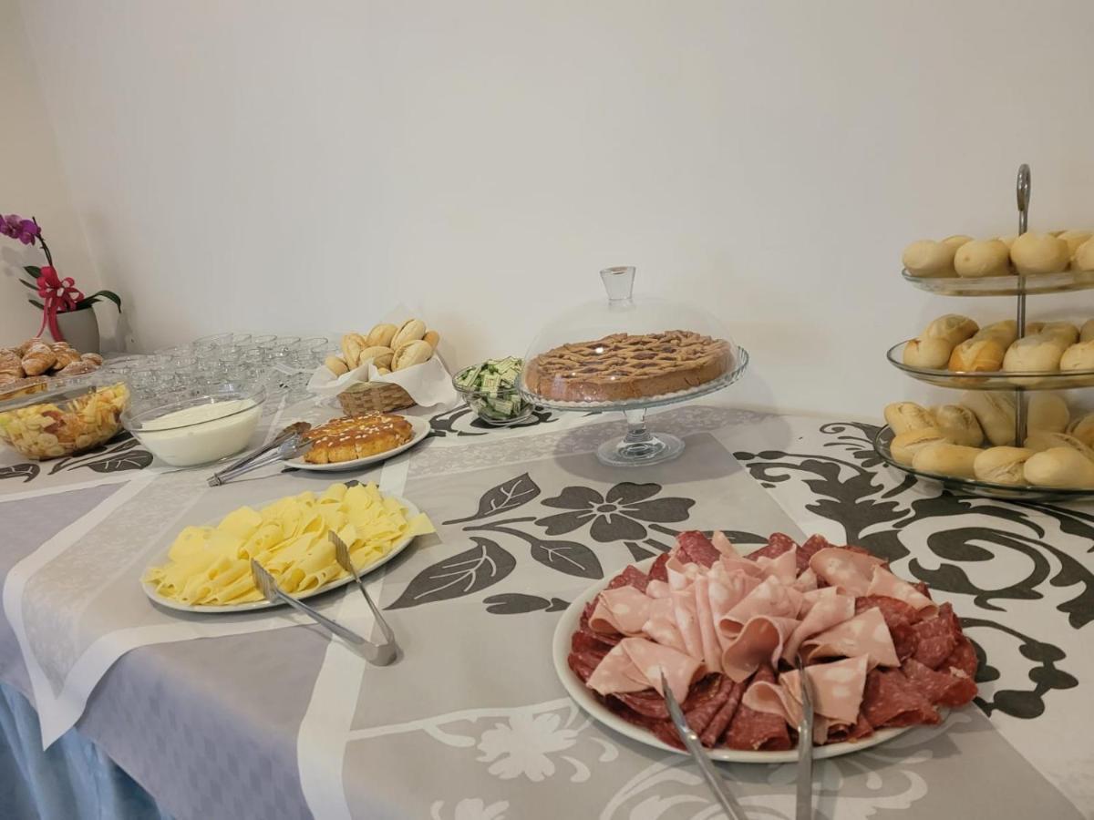 Hotel Villa Elisa Rimini Ngoại thất bức ảnh